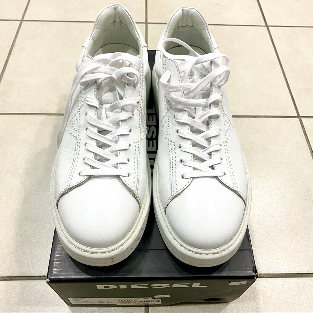 Diesel white low-top sneakers size 10.5